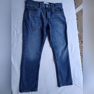 Old Navy Women's Blue Straight Leg Jeans